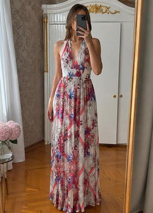 Легка літня сукня максі