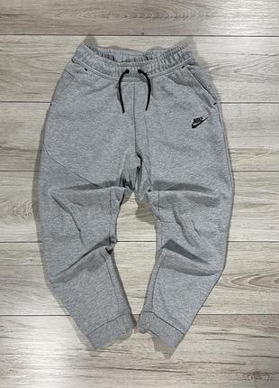 Серые мужские спортивные штаны джоггеры найк течфлис nike tech fleece grey, s, оригинал