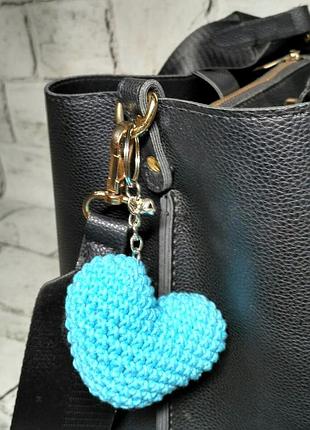Брелок сердечко игрушка вязаная ручной работы амигуруми hand made 6х5 см голубой