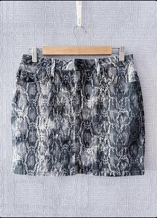 Спідничка у зміїний принт zara
