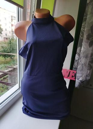 Плаття з гарною спинкою)розмер л