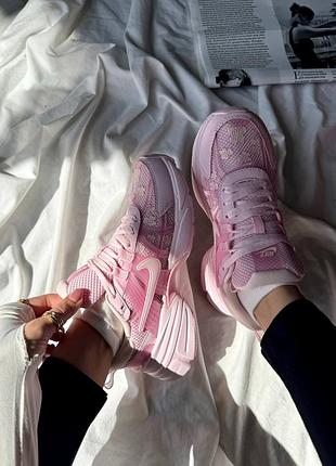 Nike runtekk v2k pink flowers