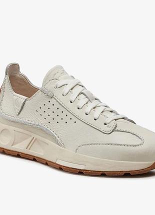 Р.38,39.5,40 clarks жіночі шкіряні кросівки