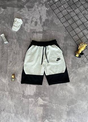 Чоловічі шорти nike