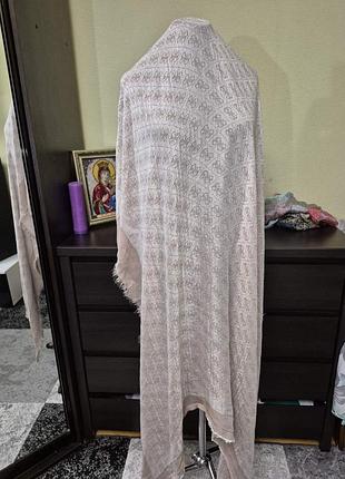 Великий обьемний палантин guess