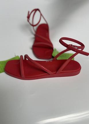 Crocs miami  w7 38 оригінал