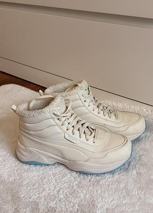 Зимові кросівки puma утеплені, білі, розмір 39 (25 см)