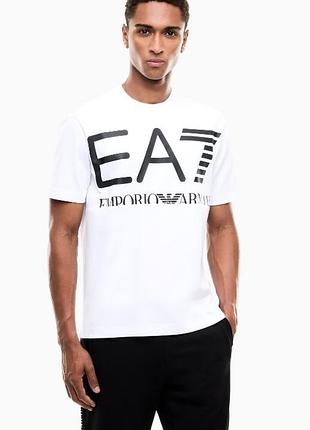 Футболка emporio armani ea7 t-shirt logo series in cotton  with oversized logo