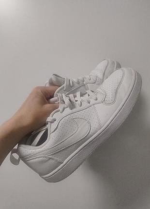Фірмові кросівки nike оригінал