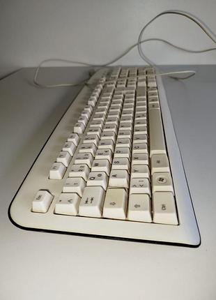 Клавиатура hama k 210 рабочая (немецкая раскладка, нюанс)