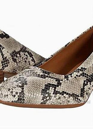 Р. 38.5.39 clarks женские кожаные туфли оригинал