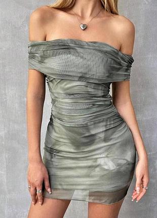 Pull and bear красивое платье по фигуре хс-с