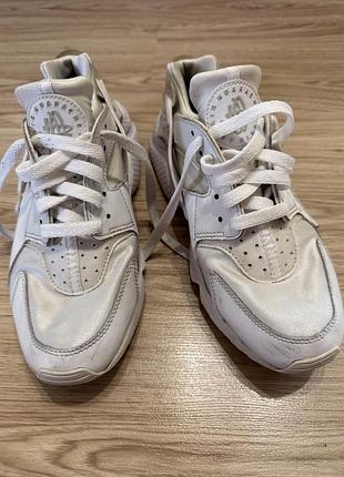 Оригінальні кросівки nike huarache