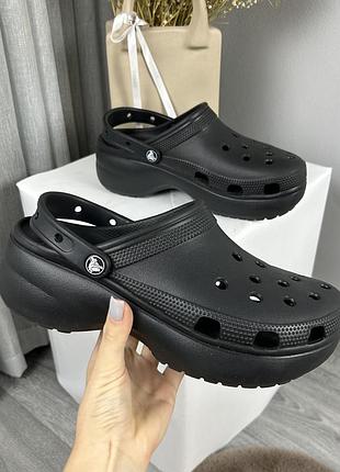 Жіночі оригінальні шльопанці на платформі crocs