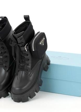 Зимние женские ботинки на платформе кожаные / черные4 фото