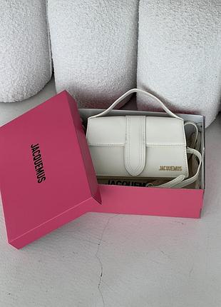 Жіноча сумка jacquemus le grand bambino білий крос боді жакмюс