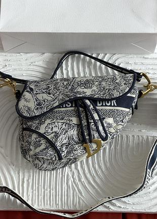 Жіноча сумка dior saddle bag синій тигр через плечі крістіан діор сідло