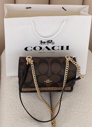 Женская сумка coach mini klare crossbody in signature canvas через плечо коричнево-бежевый коуч