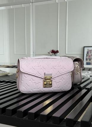 Lv metis pearly