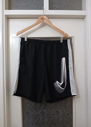 Шорти nike dri-fit на розмір xl сток