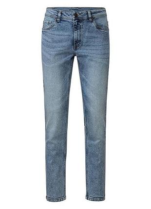Джинсы regular fit приталенного кроя для мужчины livergy slim fit 435038 50(m) голубой