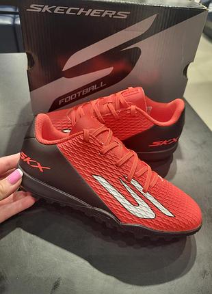 Сороконожки для футболу skechers оригінал