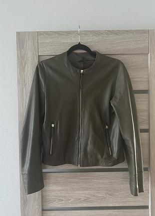 Шкіряна куртка ( жакет ) massimo dutti