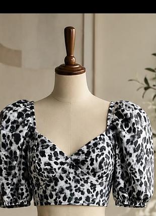 🖤 топ з леопардовим принтом saw it first  uk 8 / eur 36 / us 4/s  350грн