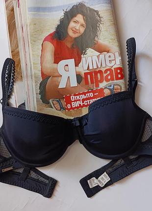 Черный бюстгальтер от intimissimi 85d
