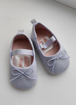 Пінетки для дівчинки h&m оригінал 14/15 розмір