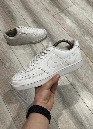 Чоловічі шкіряні кросівки nike court vision 41 р.