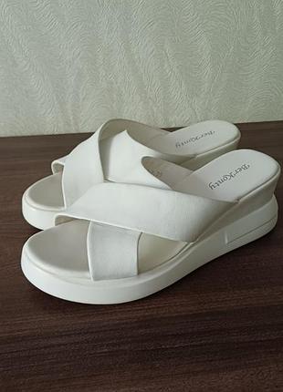 Шлепки кожа, размер 38.