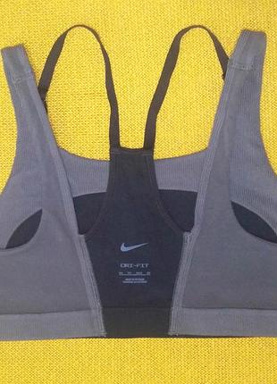 Топ nike yoga indy dri-fit xs-s