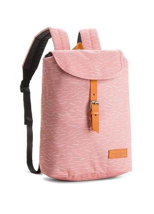 Жіночий рюкзак eastpak.