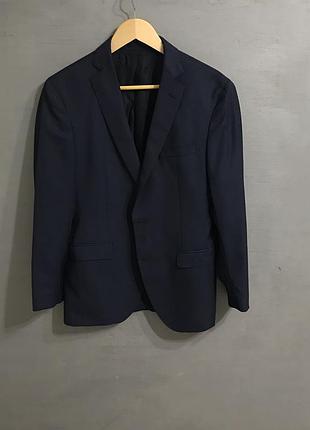 Комтюм hugo boss