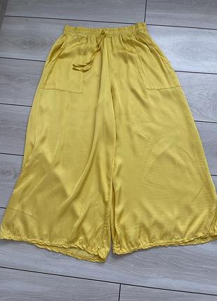 Шовкові жовті штани палаццо / кюлоти made in italy (розмір s-m