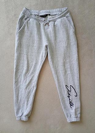 Брендові спортивні штани siksilk.