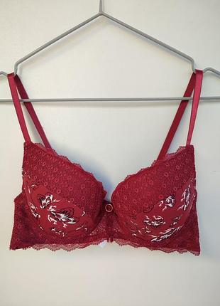 Красивый бюстгальтер woman only lingerie