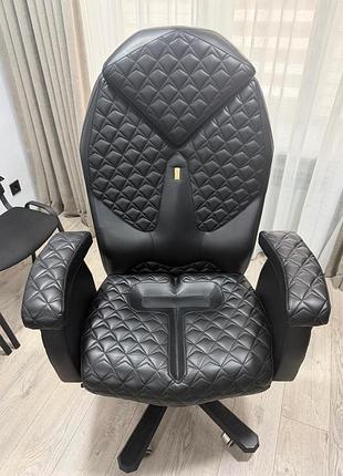 Ергономічне крісло kulik system diamond