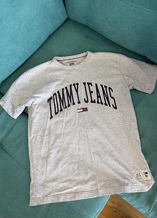 Футболка tommy jeans
