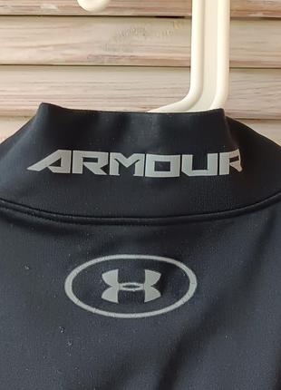 Черная термокофта лонгслив бренда under armour. 6