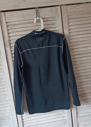 Черная термокофта лонгслив бренда under armour. 4