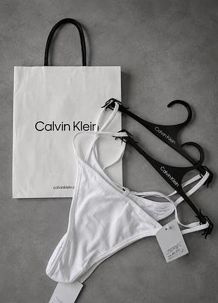 Calvin klein жіноча білизна/стрінги.розмір хл.нові з бірками