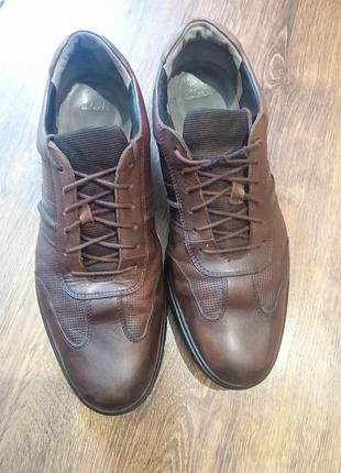 Продам мужские кожаные мокасины туфли бренда clarks