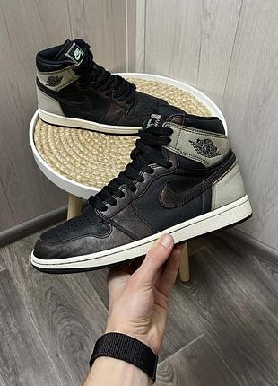 Чоловічі кросівки nike air jordan 1 retro high og 41р.