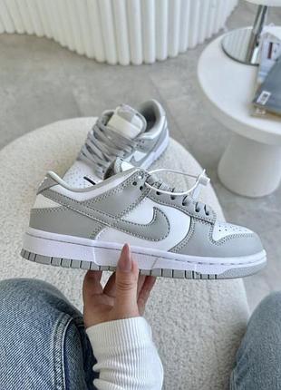 Жіночі кросівки nike sb dunk low ‘grey white низкие кожаные кроссовки найк данк серые с белым на прямой подошве