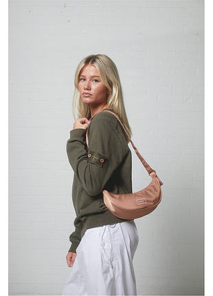 Сумка-бананка spiral cali crossbody bag износостойкая ткань, змейка + 2 кармана на змейке, три цвета, длина ремешка регулируется