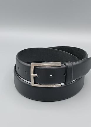 Оригинальный черный кожаный ремень hugo boss