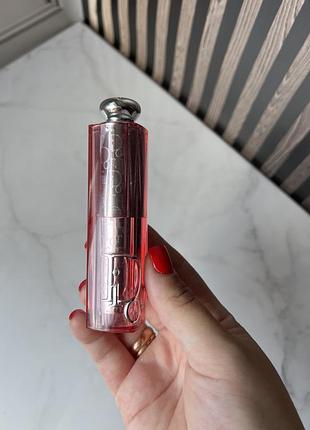 Кремові румʼяна dior