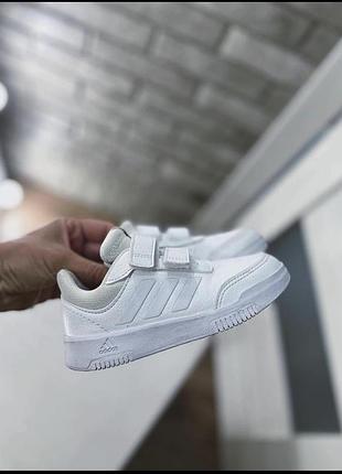 Кросівки adidas 35 р.
